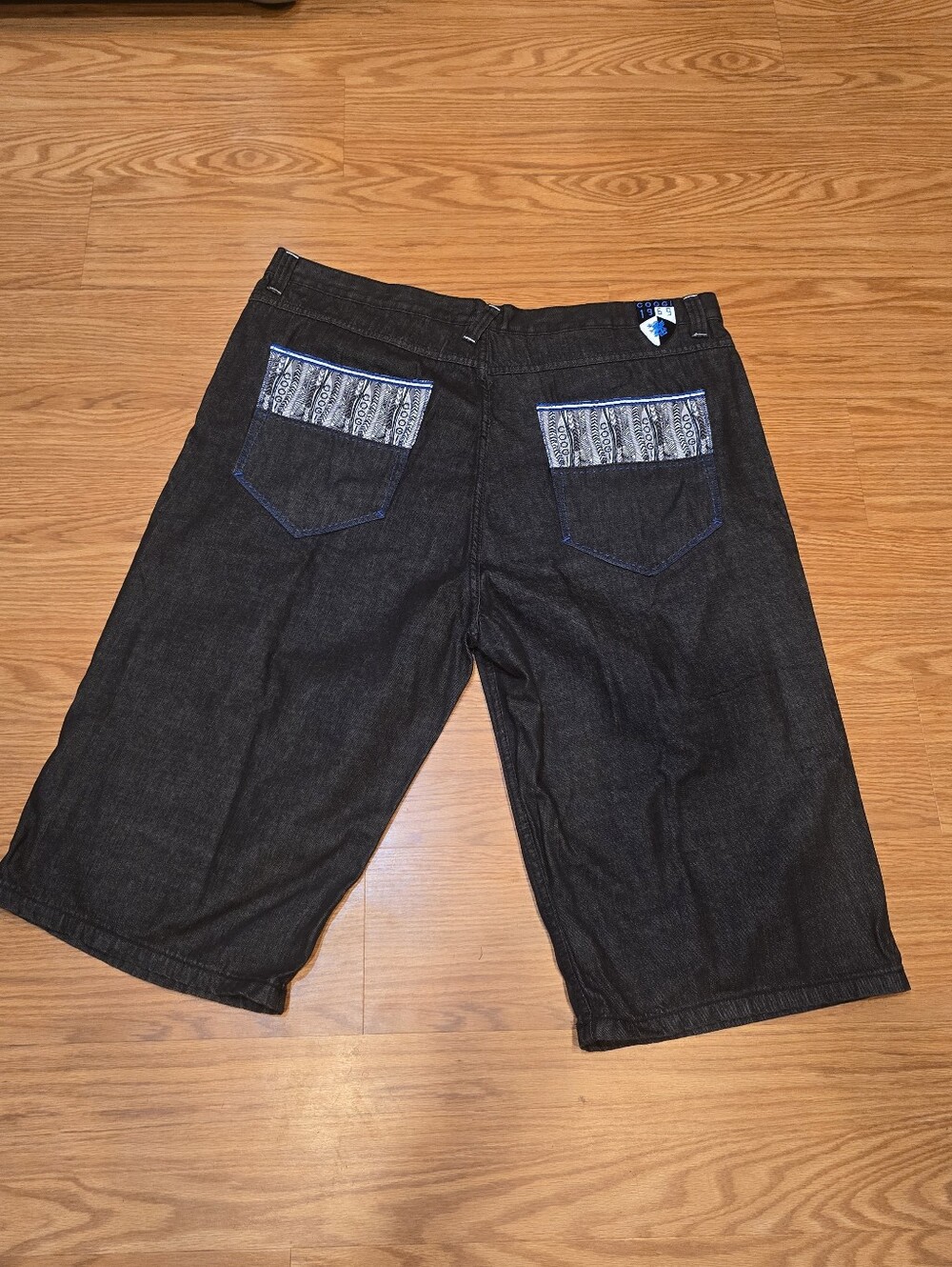 Coogi Jean Shorts Jorts Black Embroidered 1969 Crest Cable Knit Pockets Sz 46